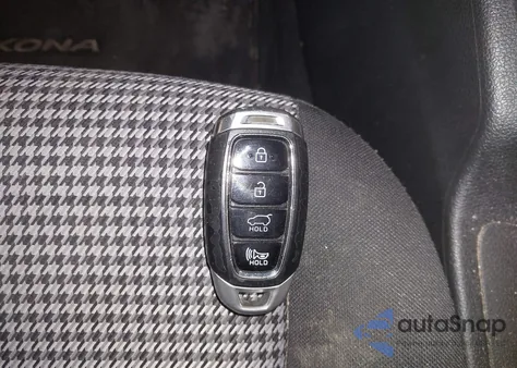 2020 Hyundai Kona Sel z USA, uszkodzony, nr VIN KM8K2CAA5LU593178